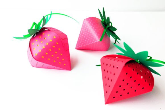 3D Strawberry Box SVG: A Designerβs Take on Shapes and Packaging
